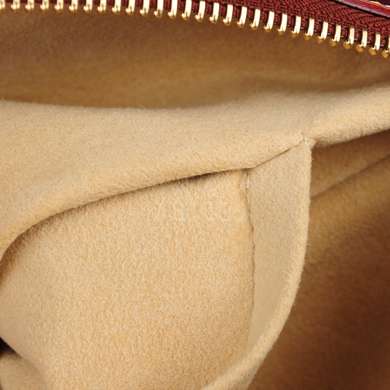 Louis Vuitton Nomade Lockit Caramel 9 of 10