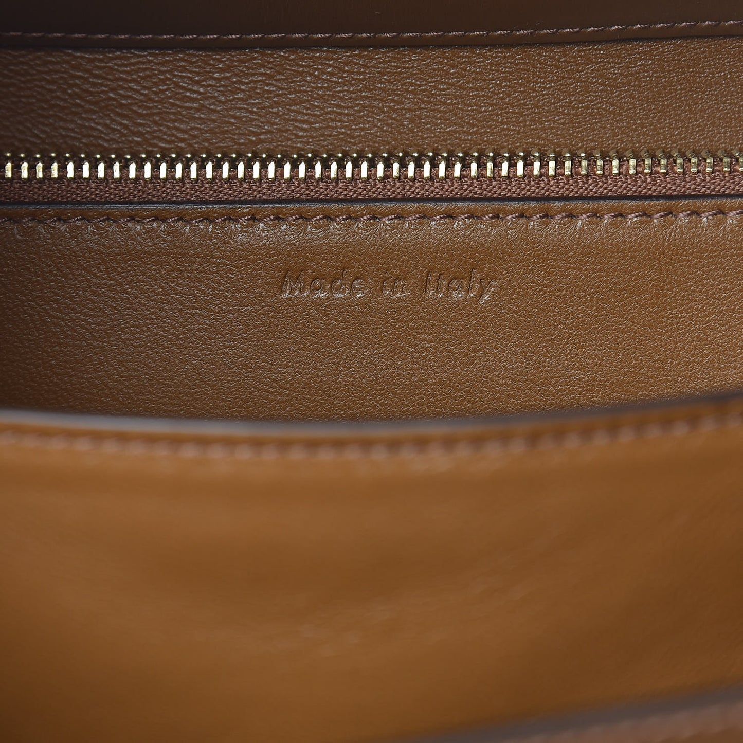 Box Calfskin Medium Classic Box Flap Bag Camel