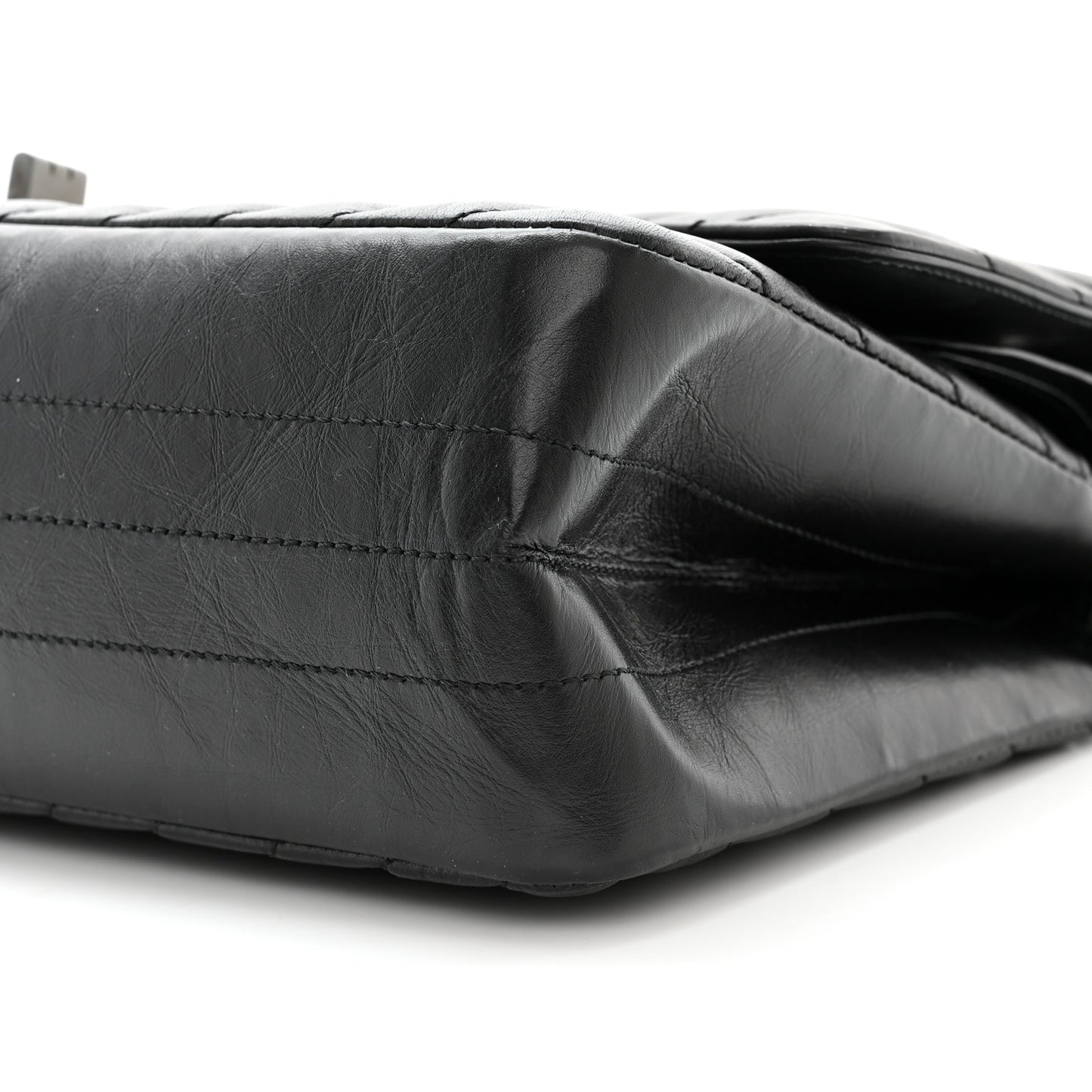 Aged Calfskin Chevron Quilted 2.55 Reissue 226 So Black