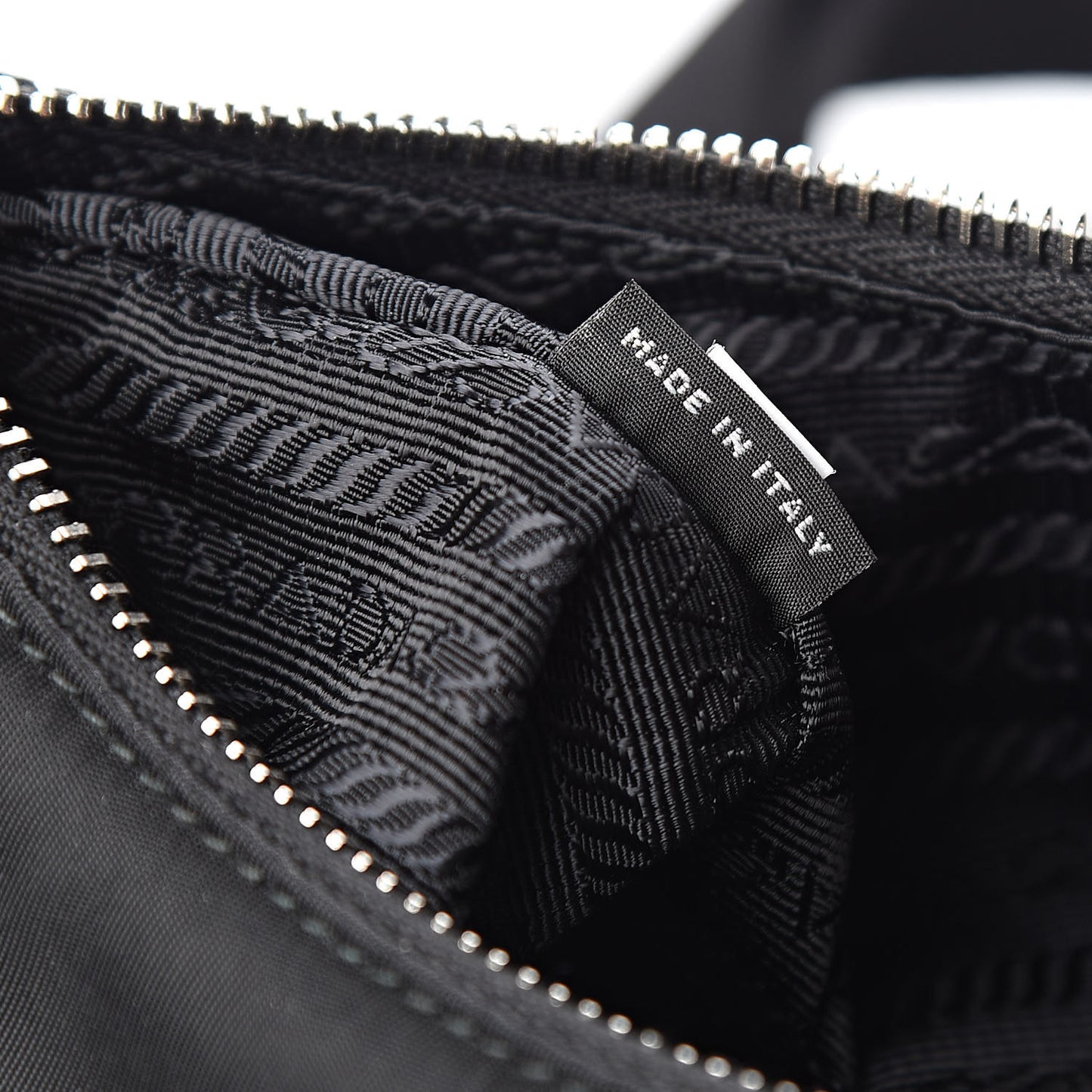 Nylon Re-Edition 2005 Shoulder Bag Black