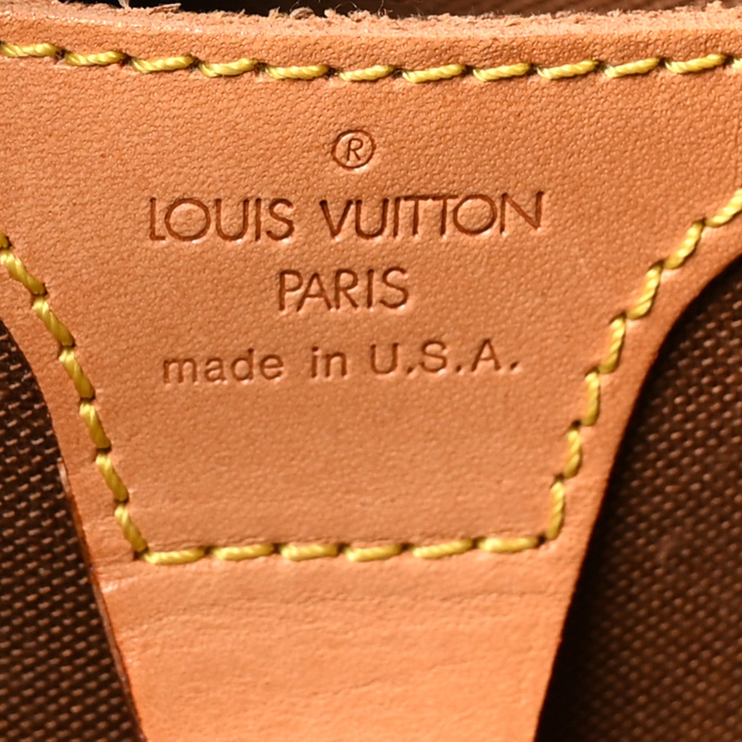 Louis Vuitton Monogram Ellipse MM 6 of 9