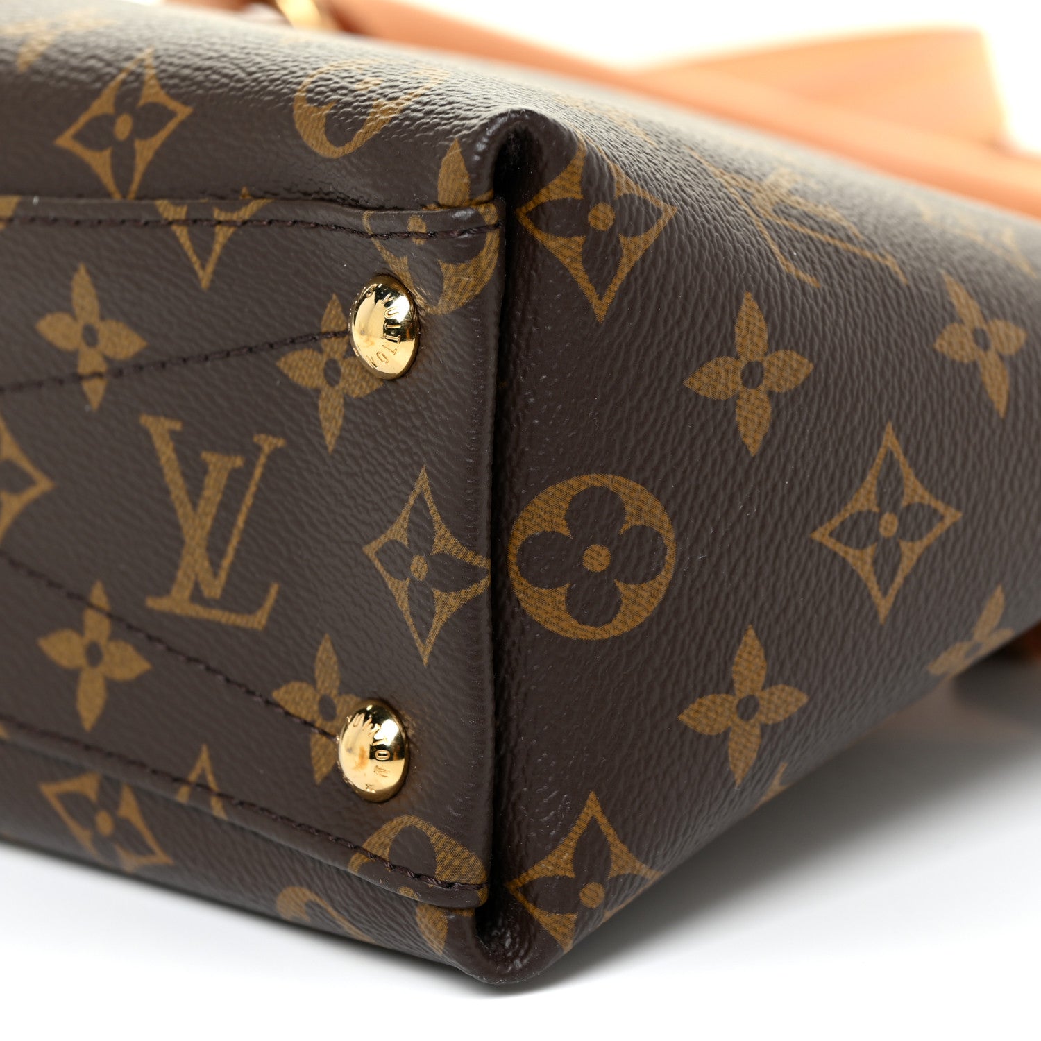 Louis Vuitton Monogram V Tote BB Rose Poudre 9 of 11