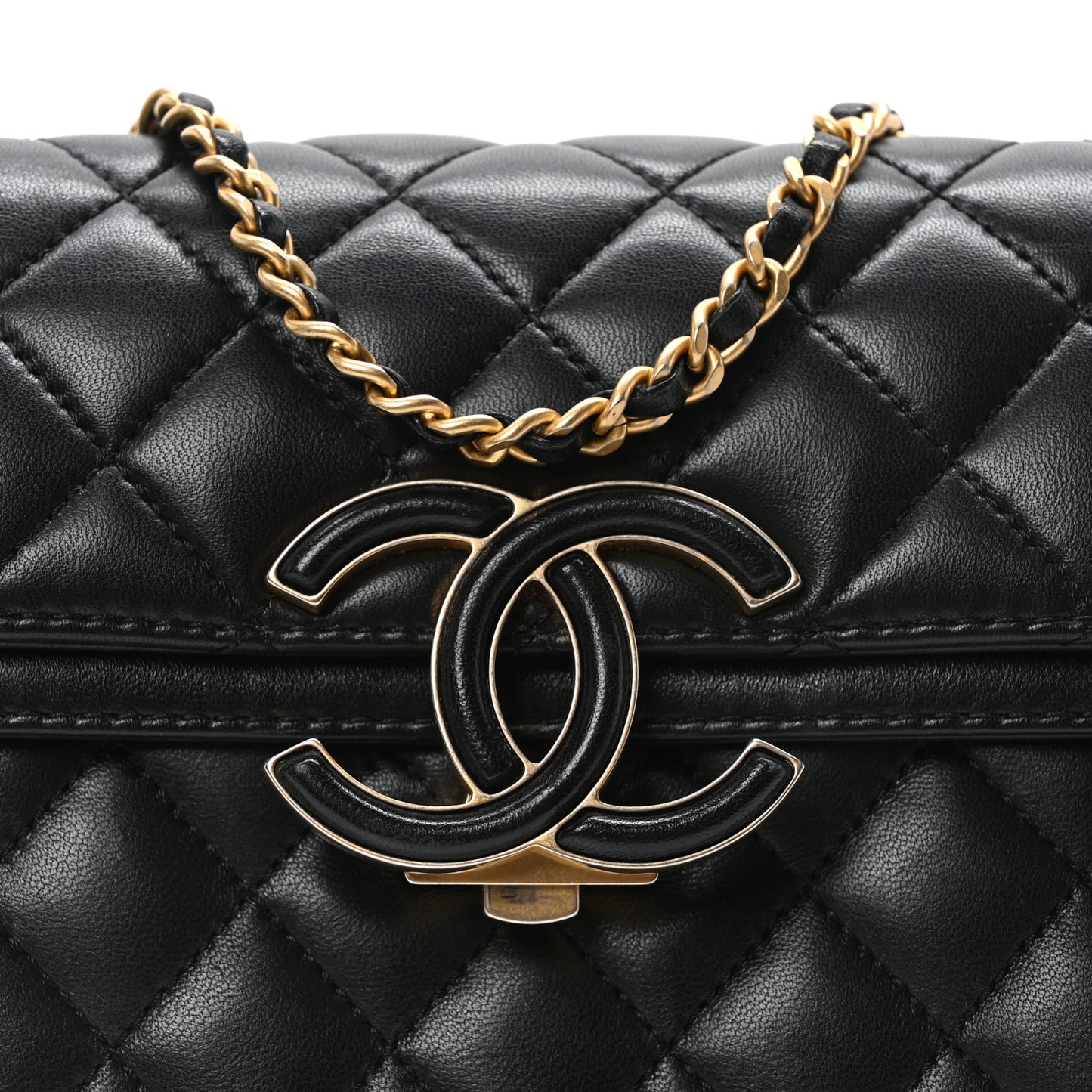 Lambskin Quilted Small CC Chic Flap Black