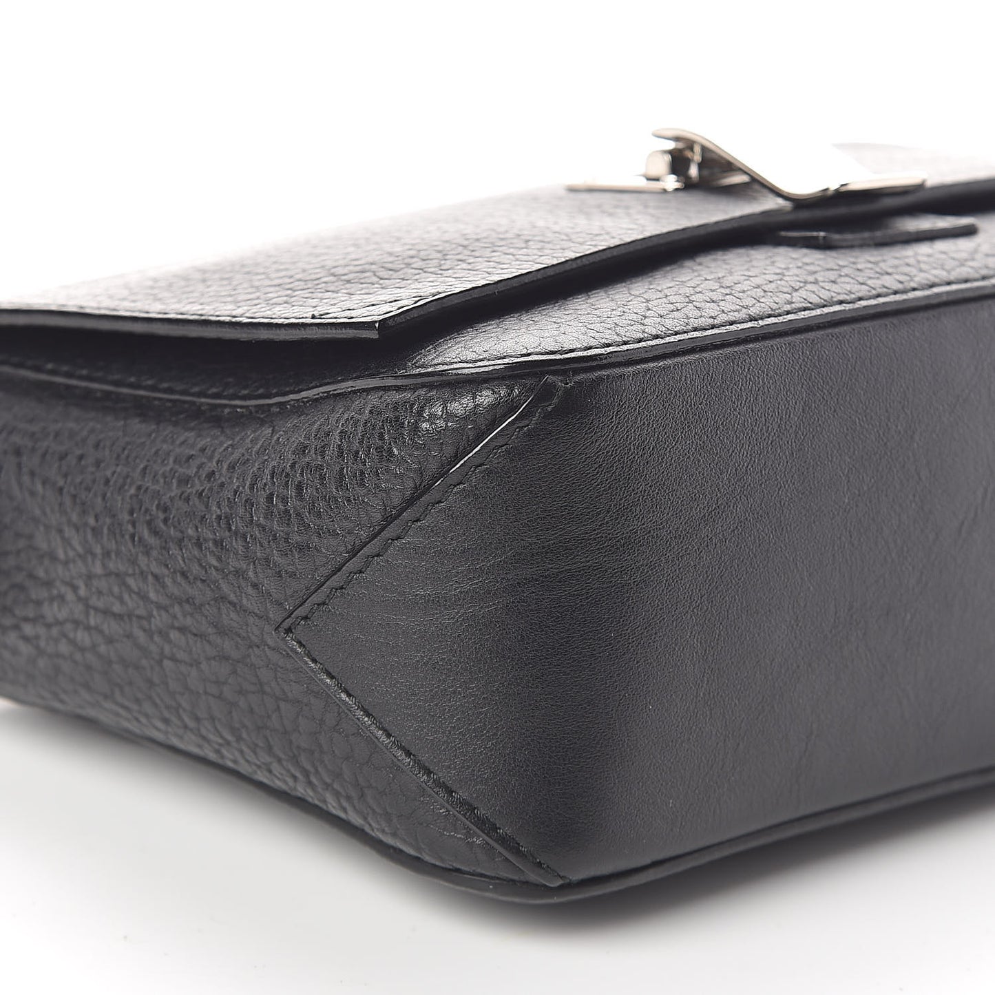 Pebbled Calfskin Extra Small Courier Black