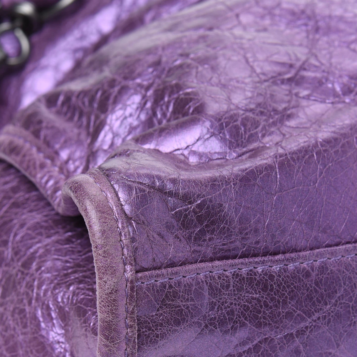 Agneau Classic Hardware City Metallic Purple