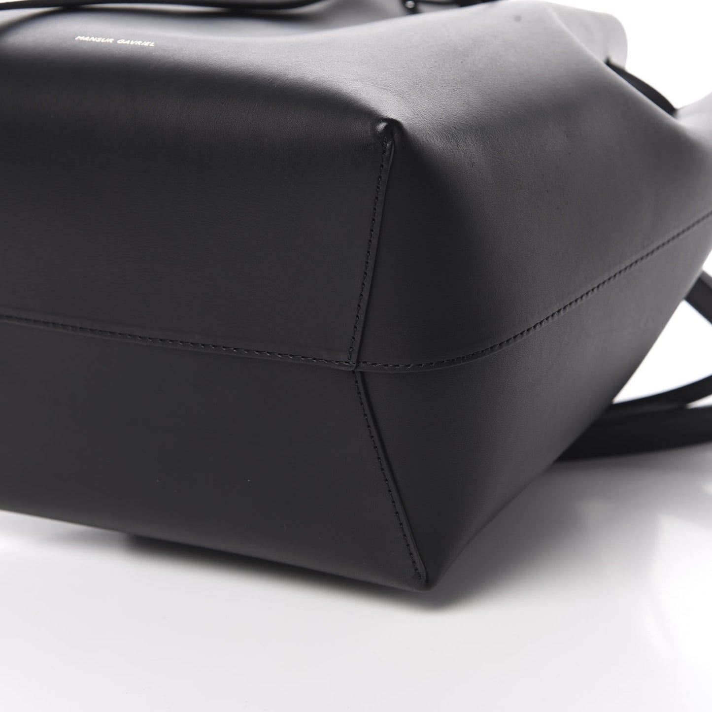 Calfskin Bucket Bag Black Royal