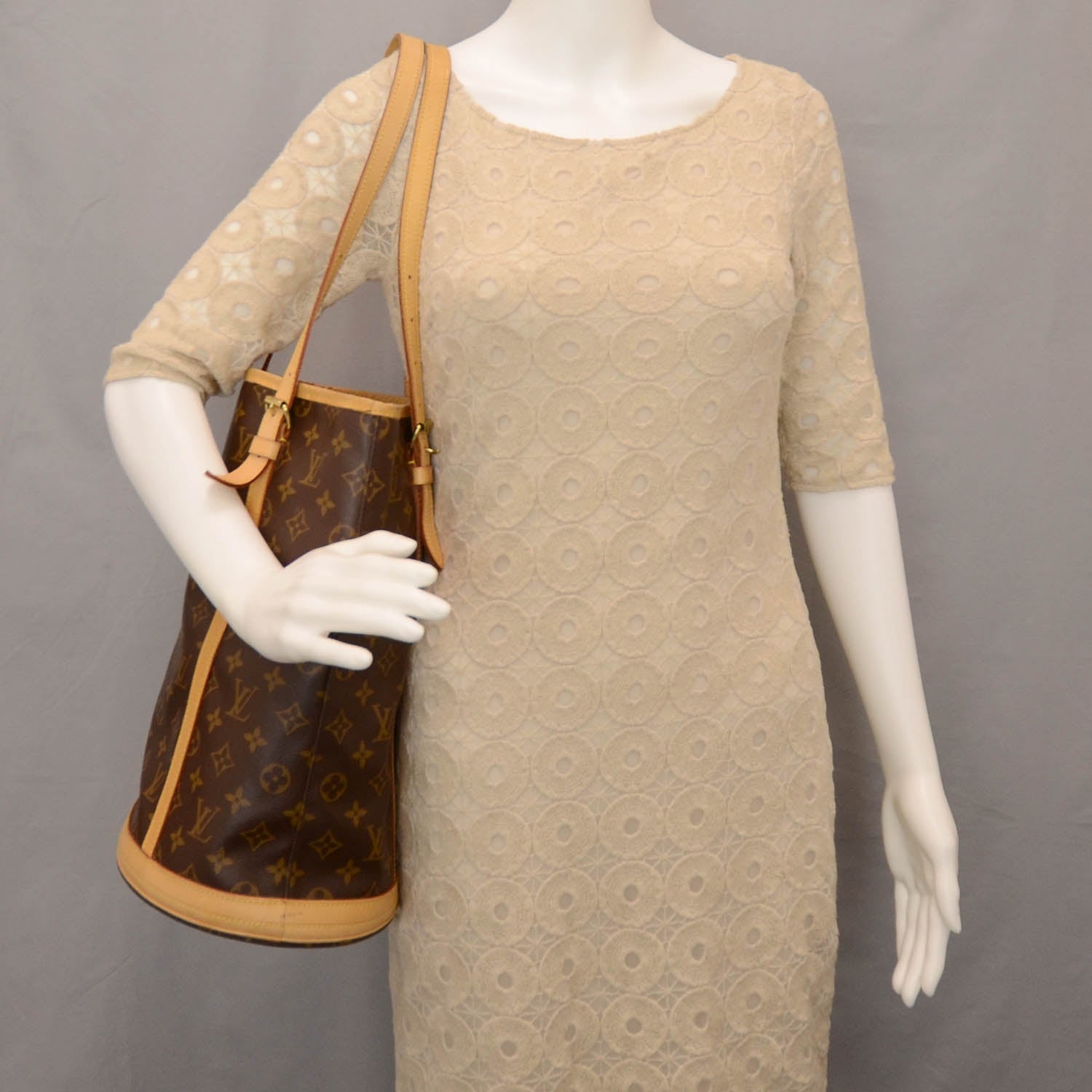 Louis Vuitton Monogram Bucket 27 2 of 8
