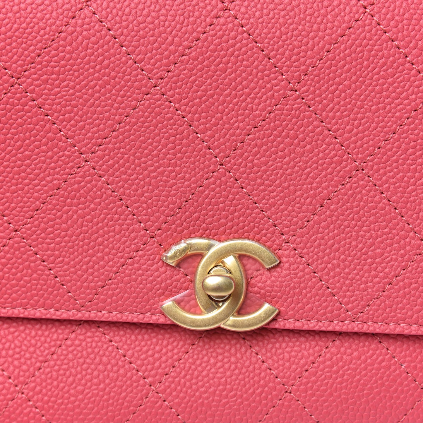 Caviar Diamond Stitched Small Top Handle Flap Pink
