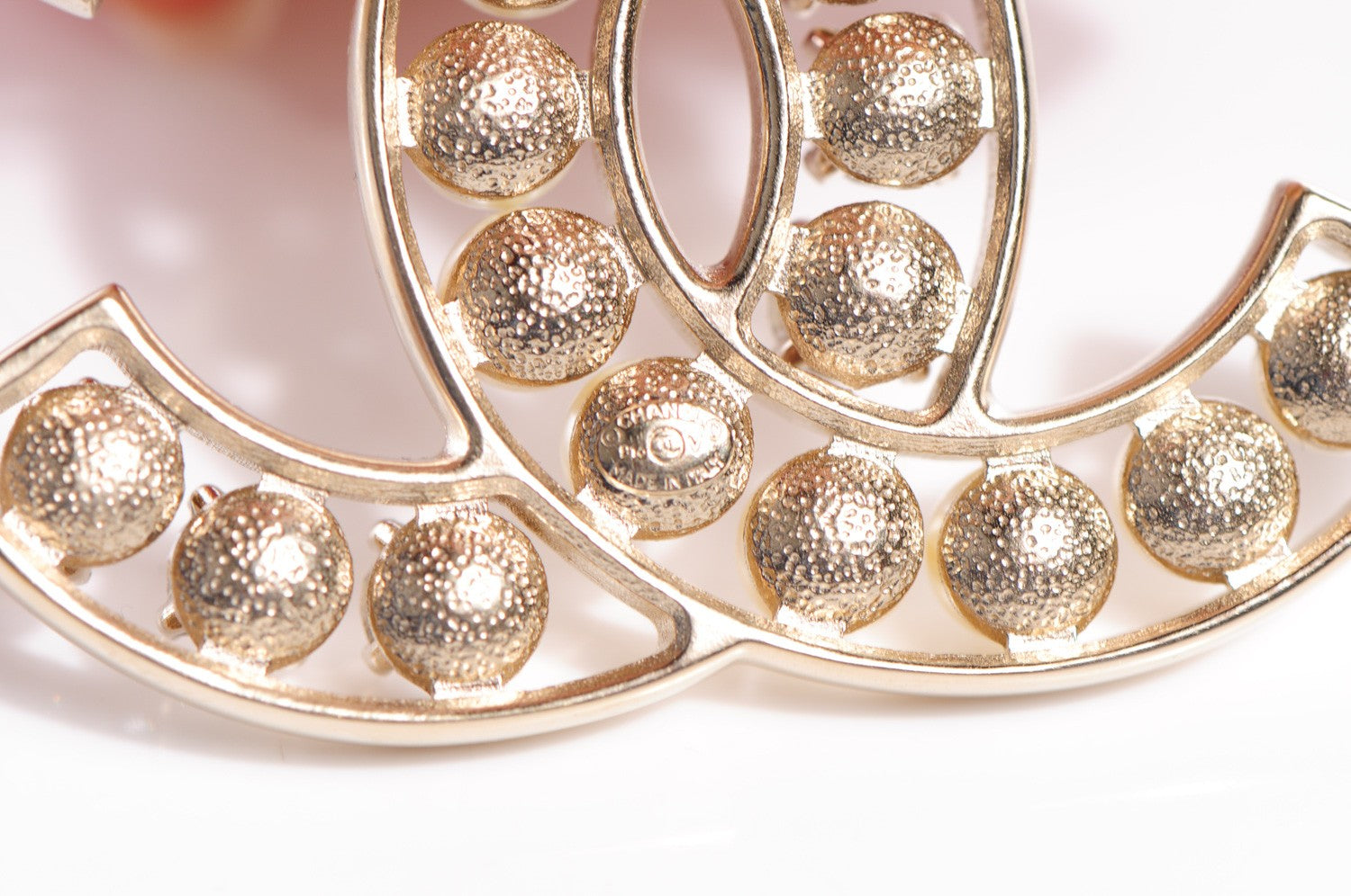 Chanel Pearl Crystal CC Brooch Gold 4 of 6