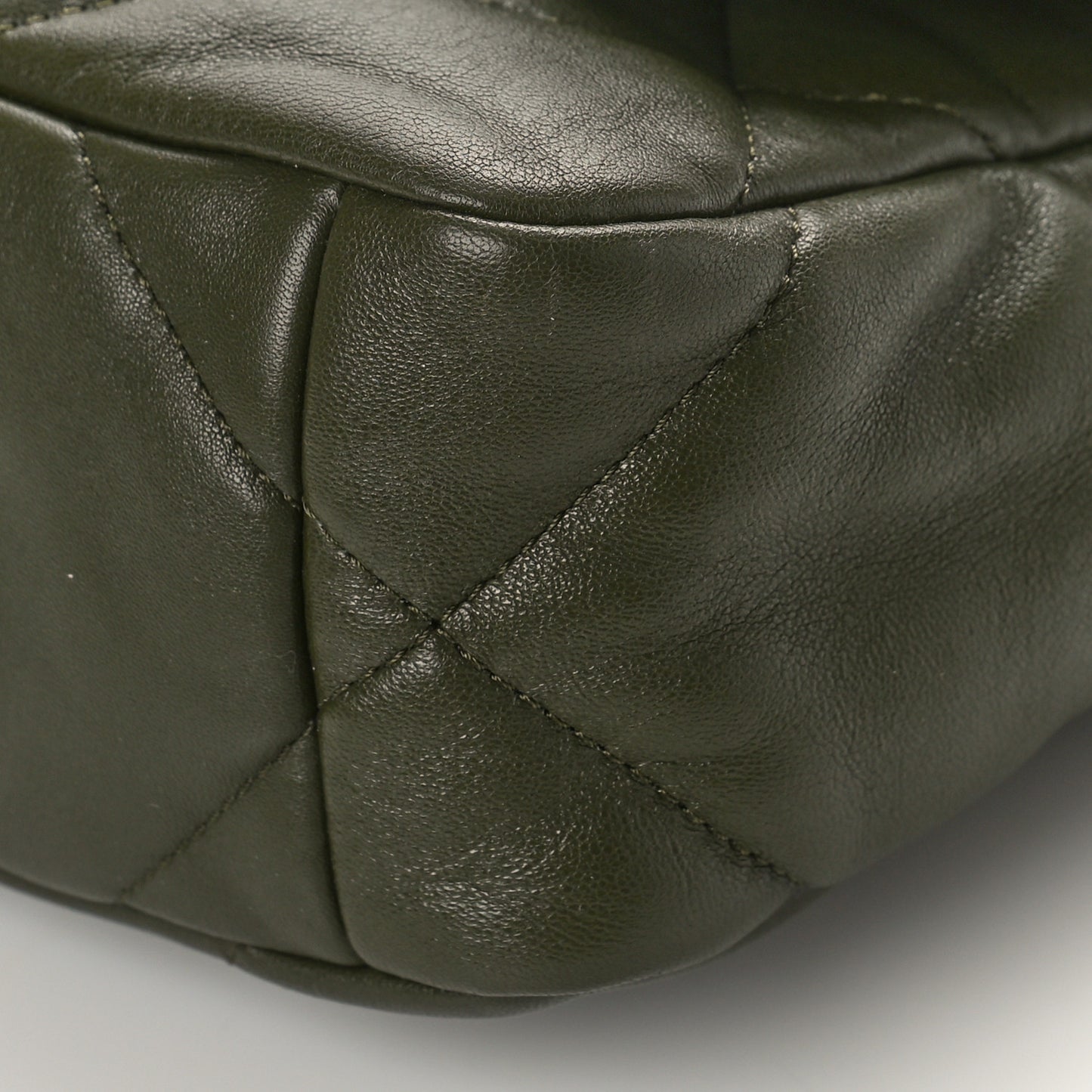 Lambskin Quilted Medium Chanel 19 Flap Khaki