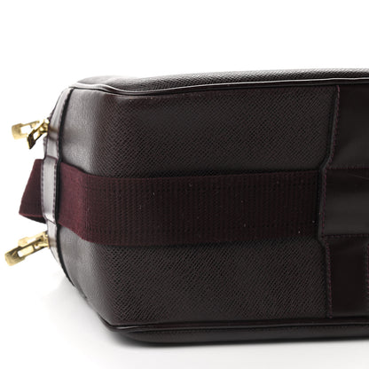 Louis Vuitton Taiga Reporter Messenger Acajou 8 of 14