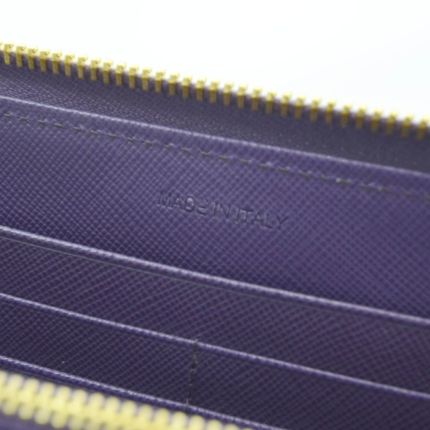 Saffiano Zip Around Wallet Viola Purple