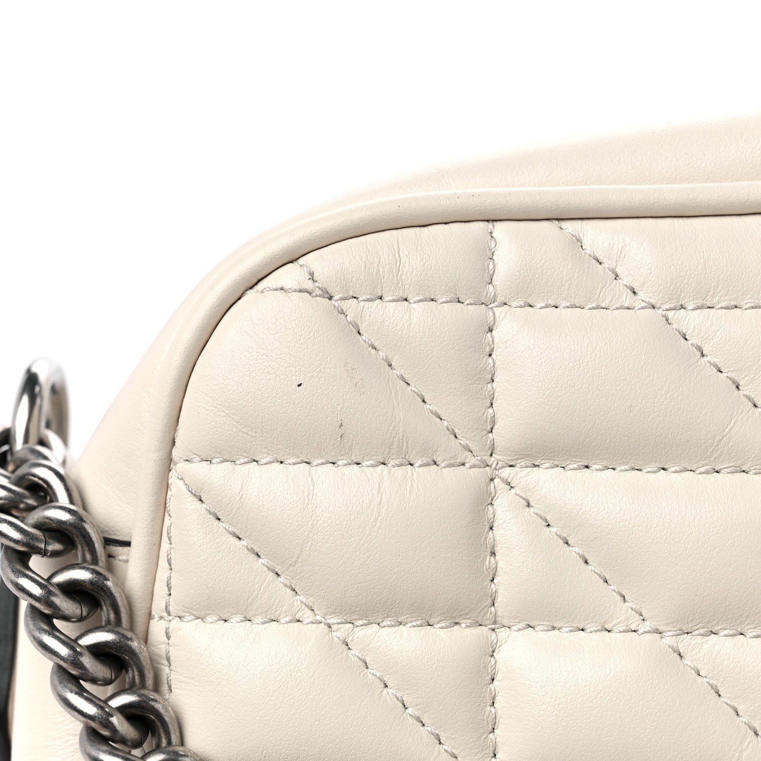 Gucci Calfskin Matelasse Aria Small GG Marmont Chain Shoulder Bag Mystic White 15 of 18