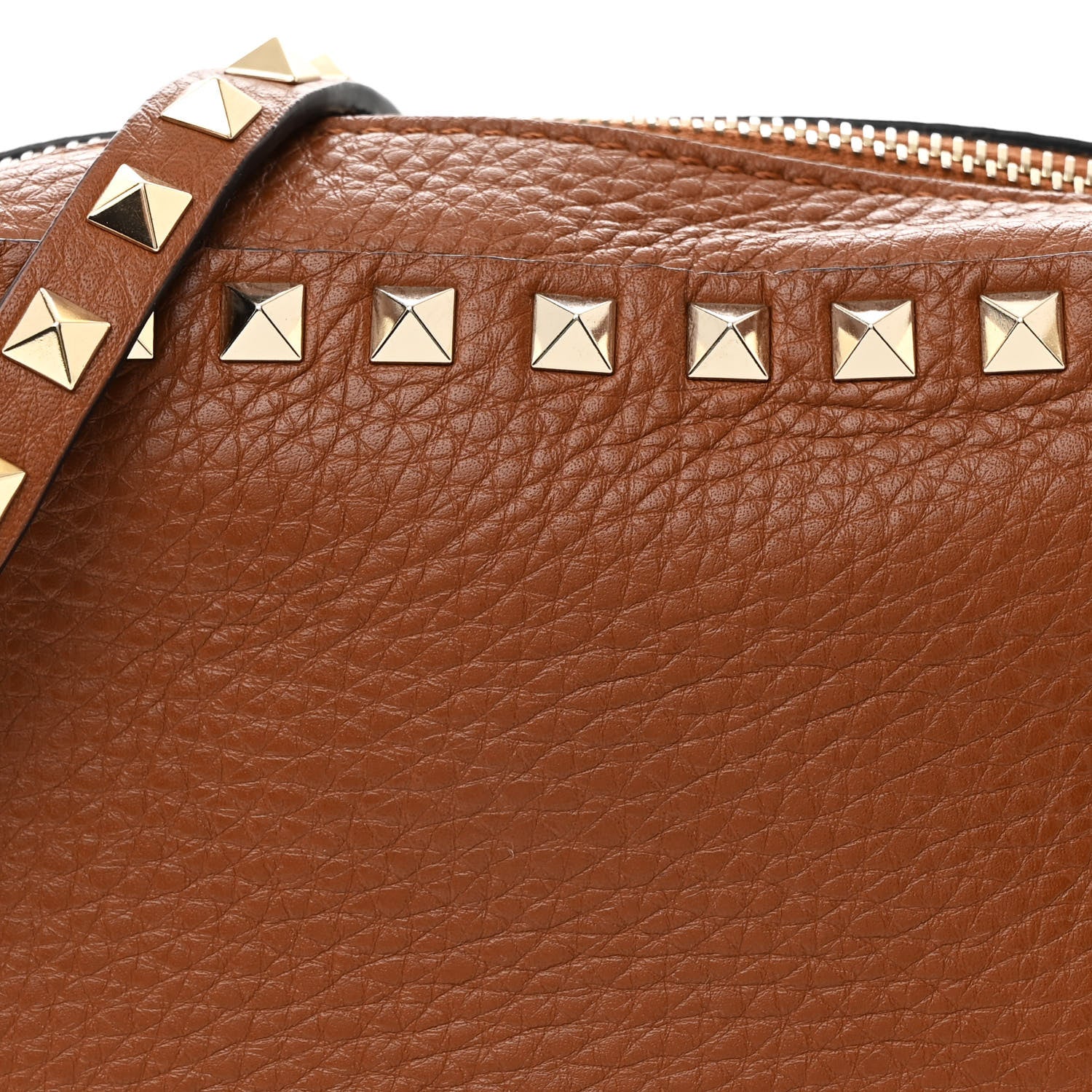 Valentino Garavani Pebbled Calfskin Rockstud Camera Crossbody Bag Tan 7 of 10