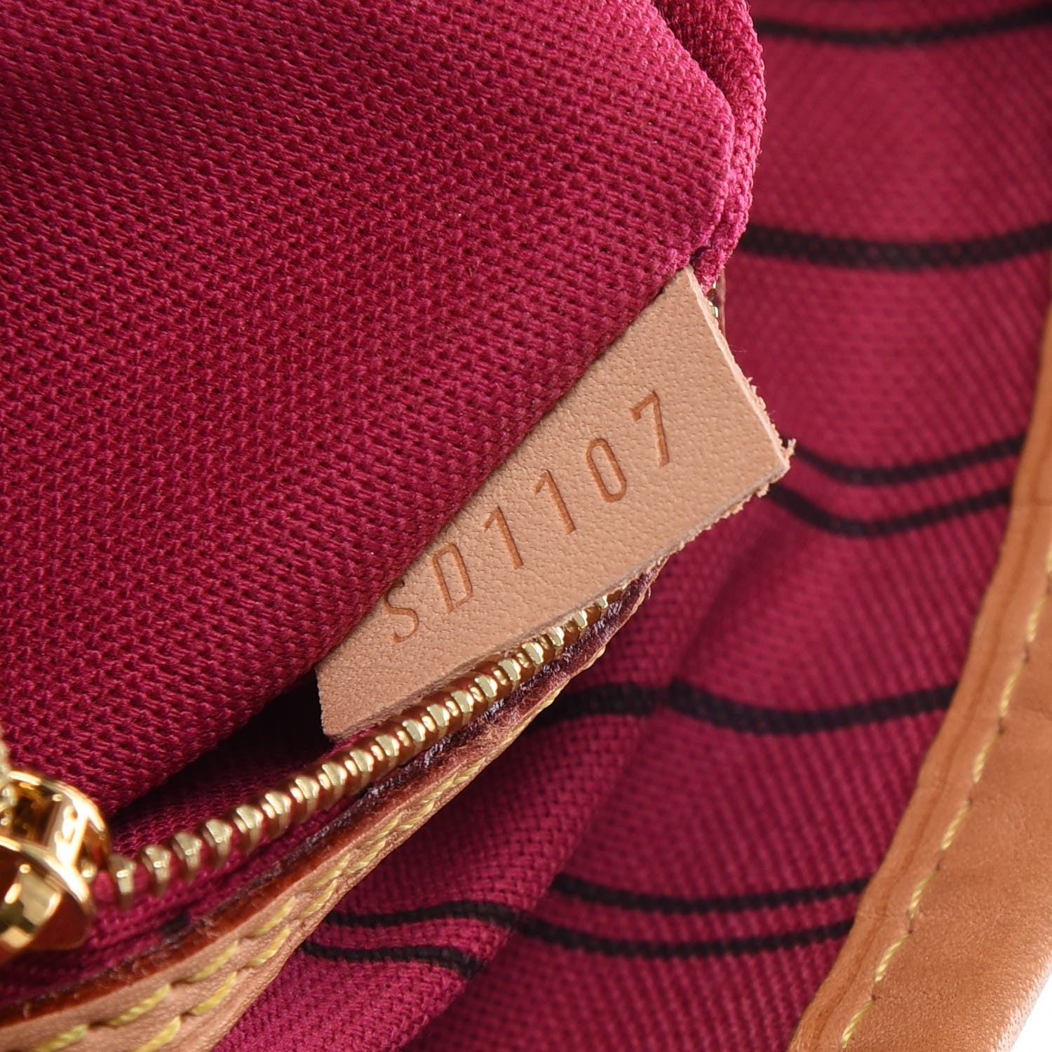 Louis Vuitton Monogram Delightful PM Pivoine 8 of 8