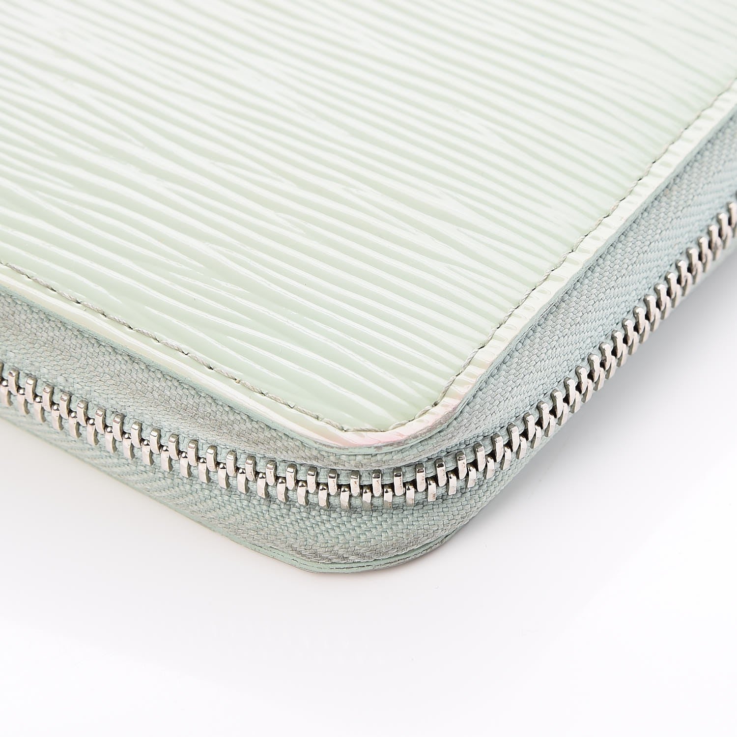 Louis Vuitton Electric Epi Zippy Wallet Amande 11 of 12