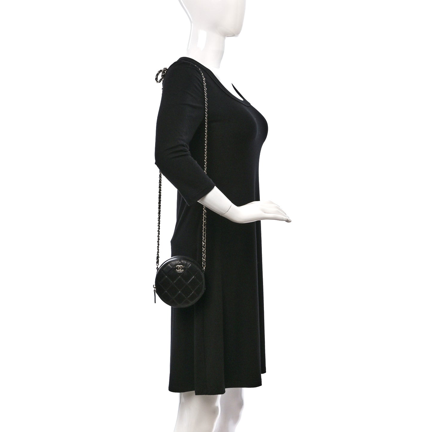Calfskin Round Clutch With Chain Black
