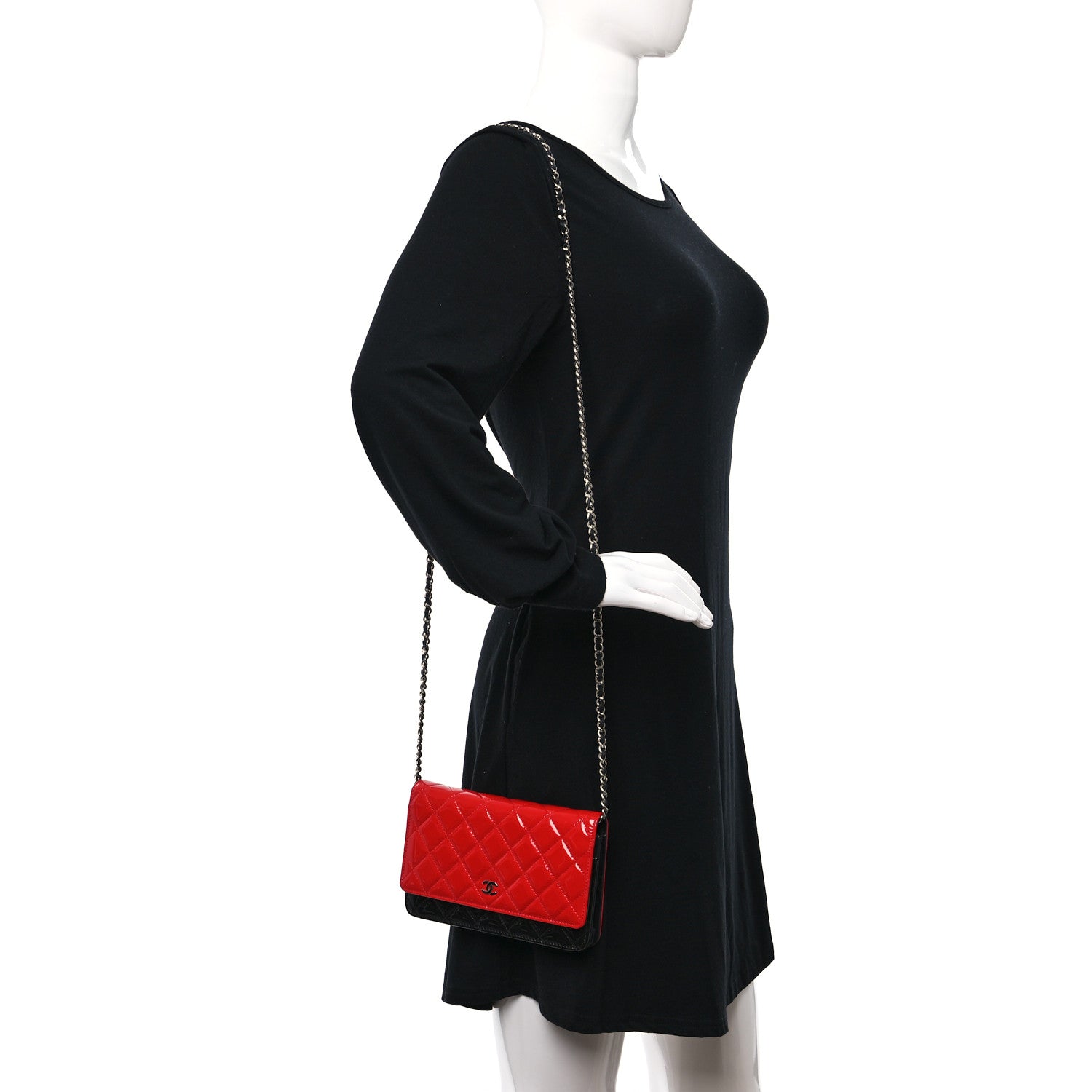Chanel Patent Quilted Bi-Color Wallet On Chain WOC Red Black 2 of 15
