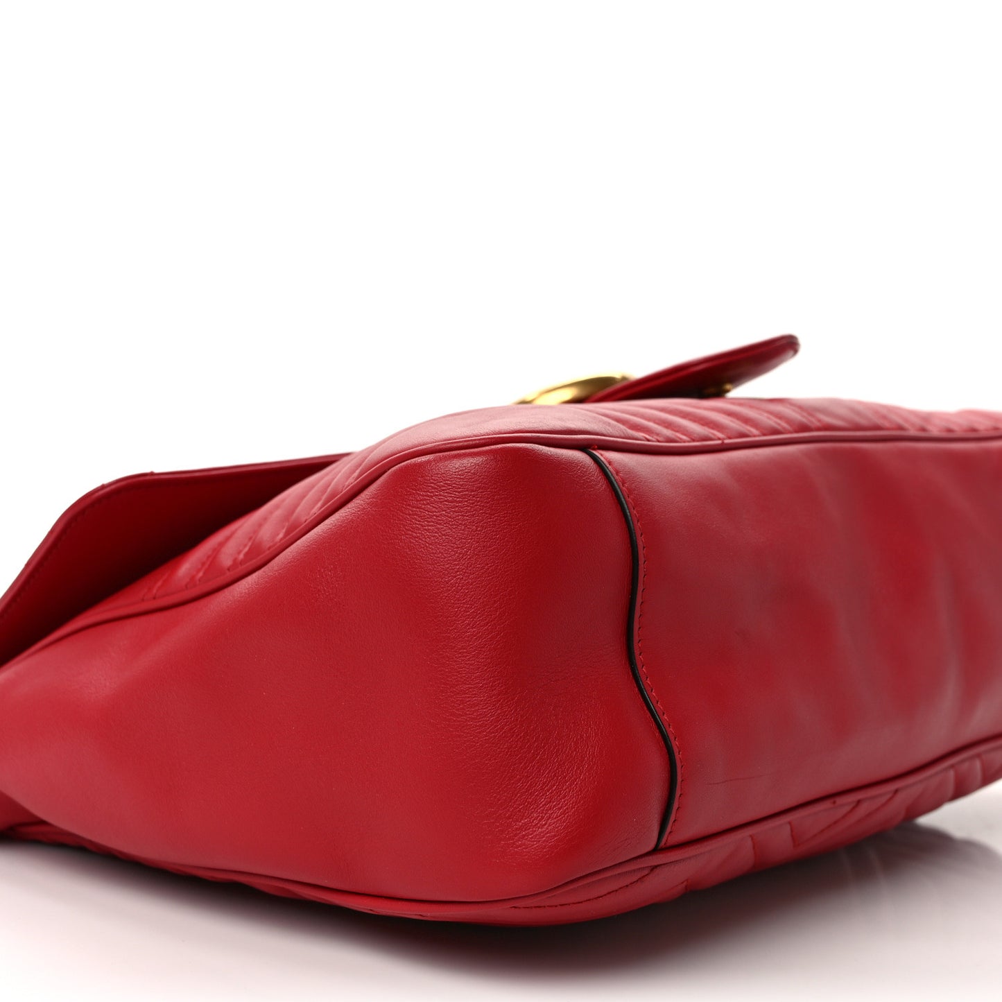 Calfskin Matelasse Large GG Marmont Shoulder Bag Hibiscus Red