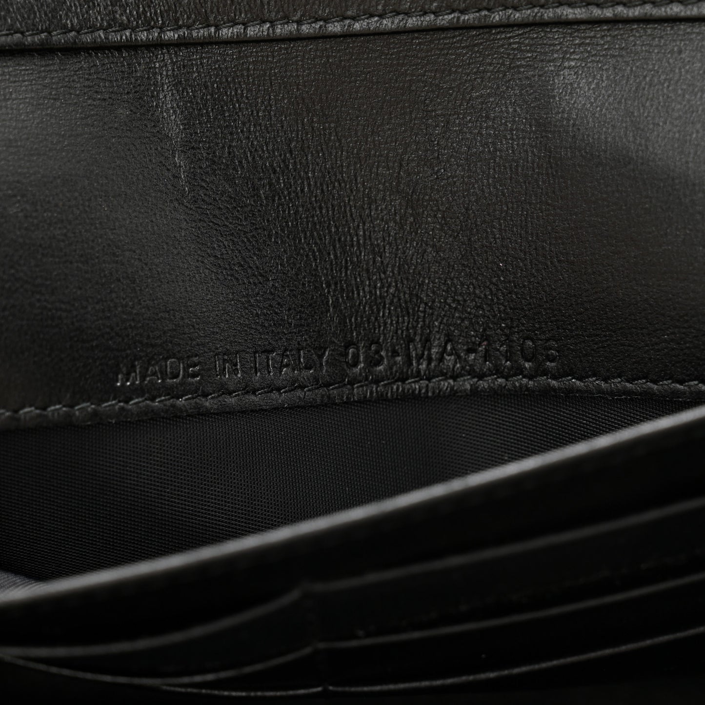 Grained Calfskin Diorama Croisiere Chain Wallet Black