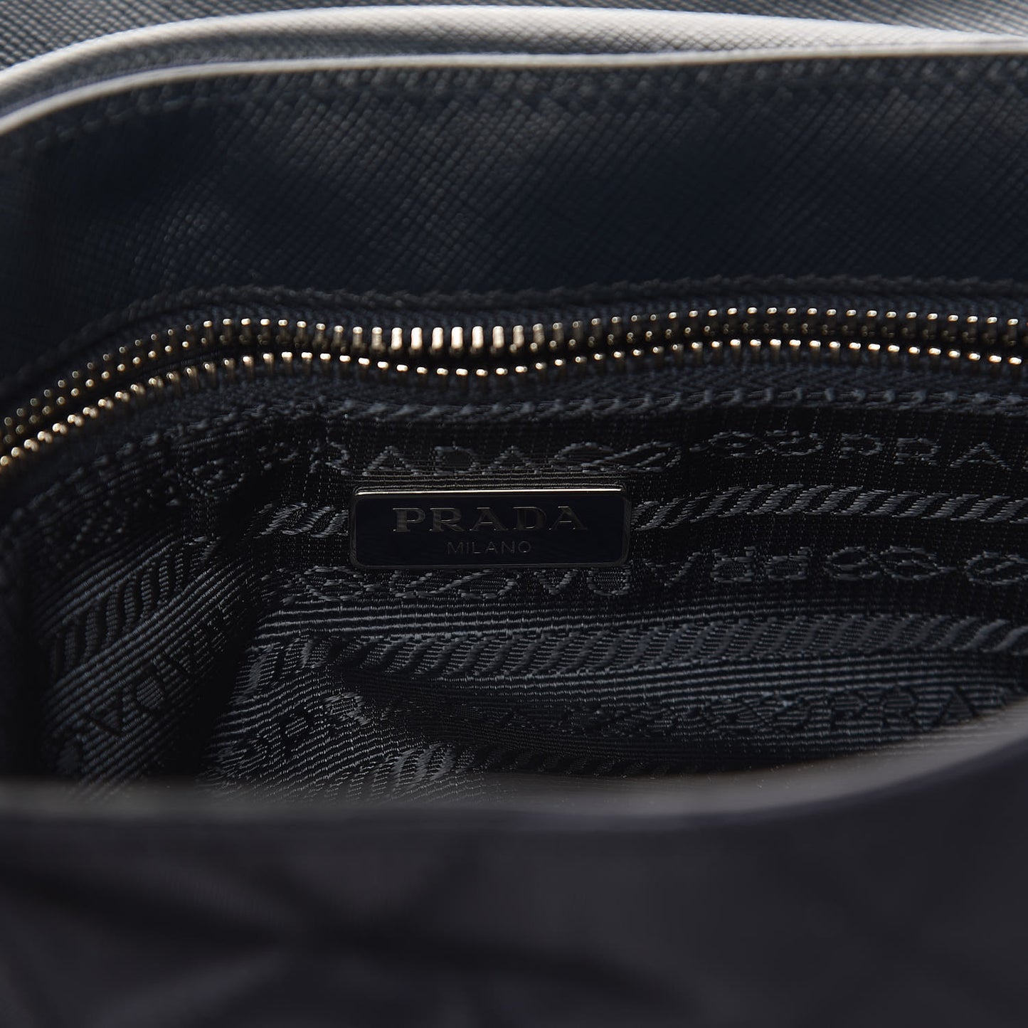 Nylon Tessuto Quilted Flap Navy