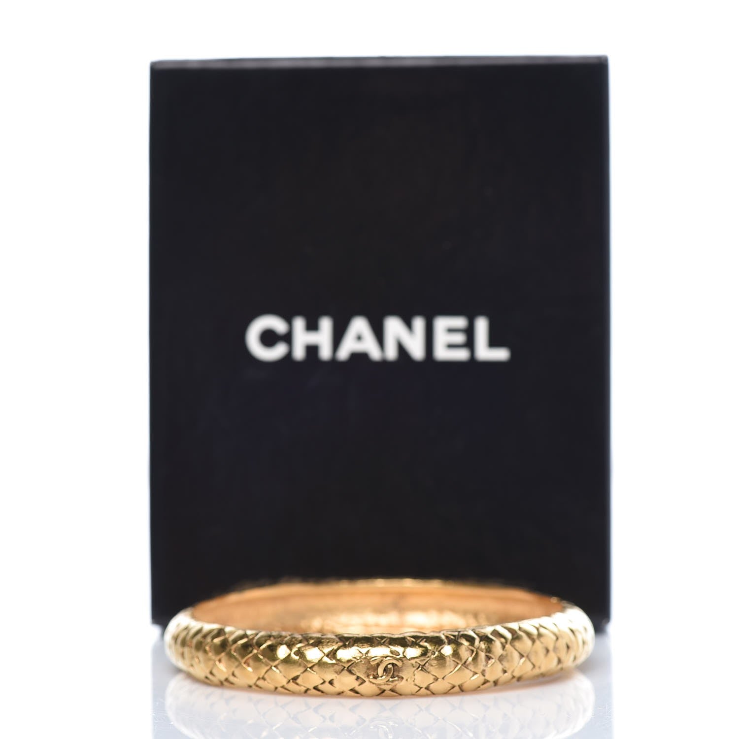 Chanel CC Bangle Gold 6 of 6