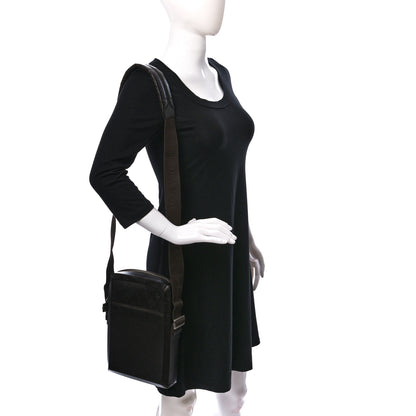 Louis Vuitton Monogram Glace Bobby Brown 2 of 8