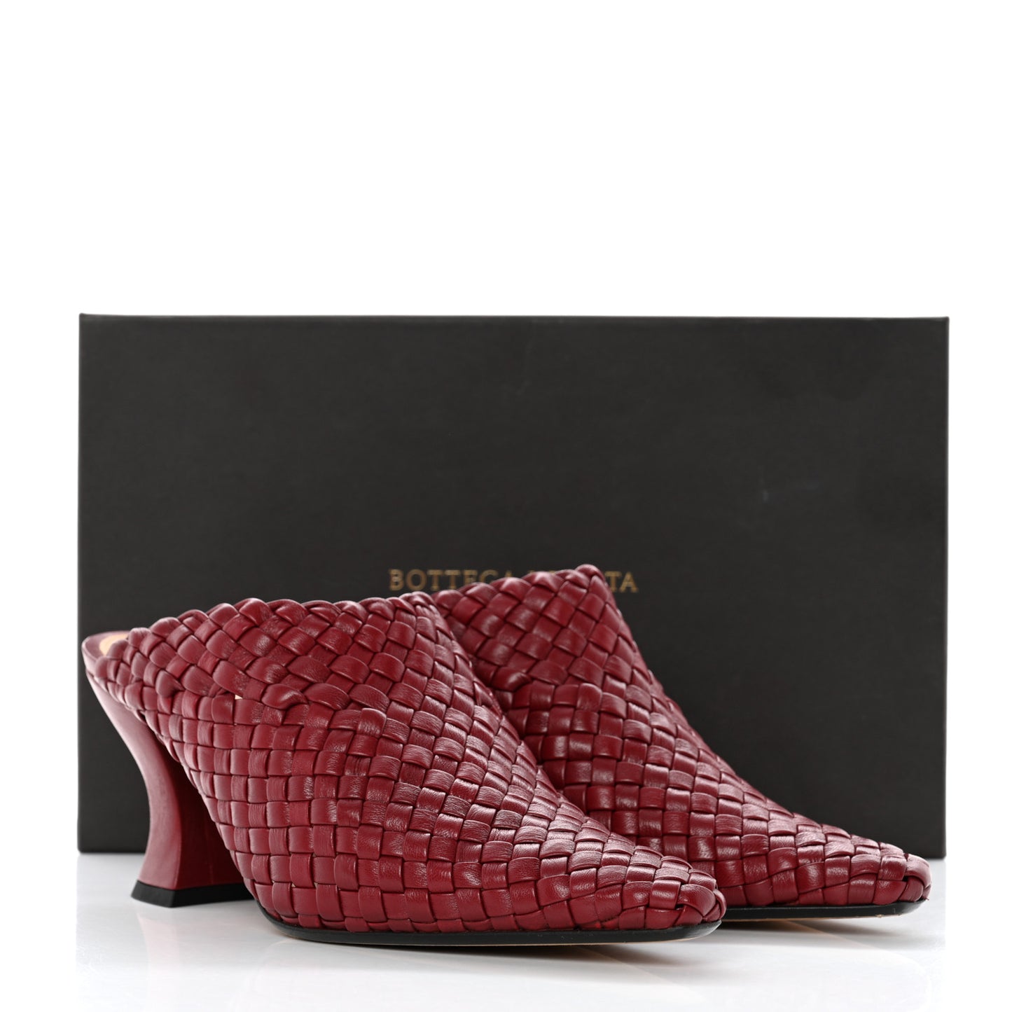Nappa Intrecciato Almond Mules 38.5 Red
