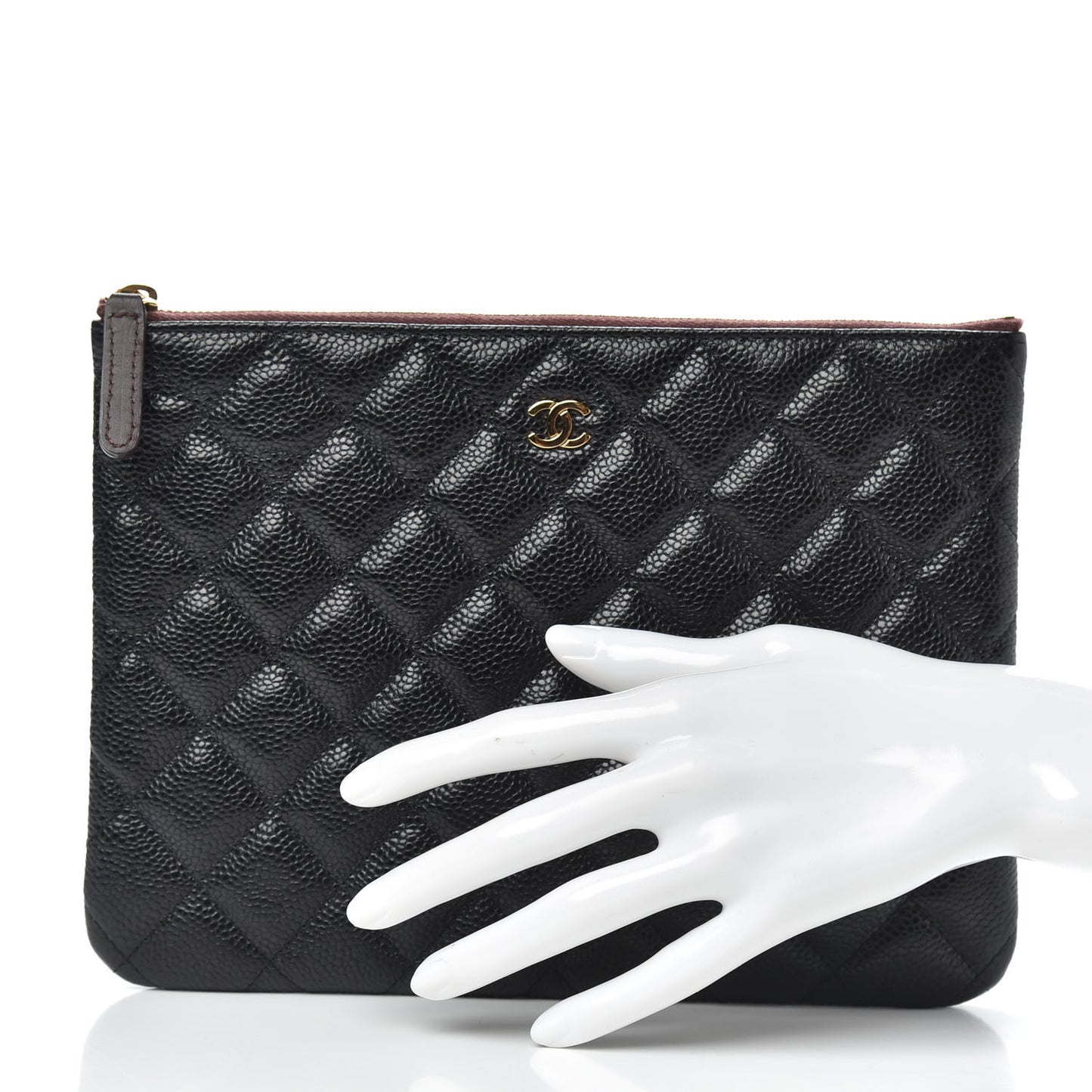 Caviar Quilted Medium Cosmetic Case Black
