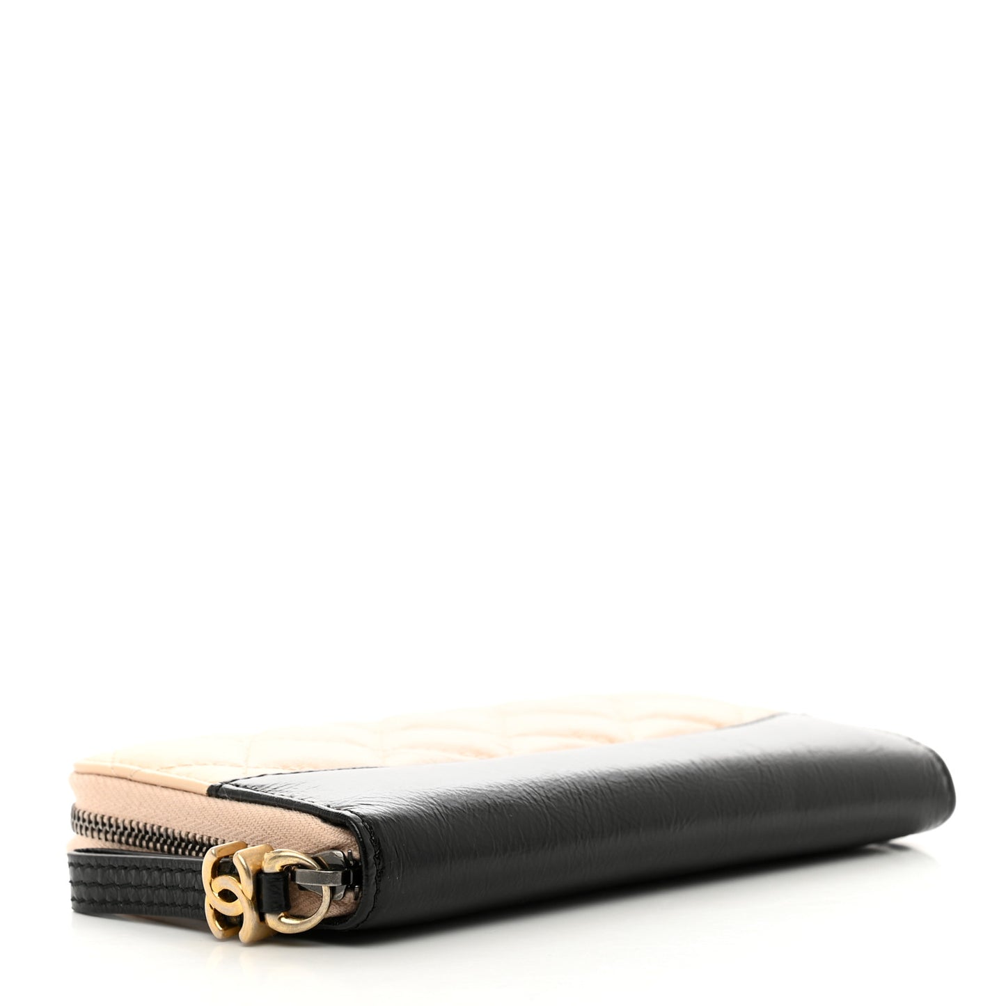 Aged Calfskin Quilted Small Gabrielle Zip Around Wallet Beige Black