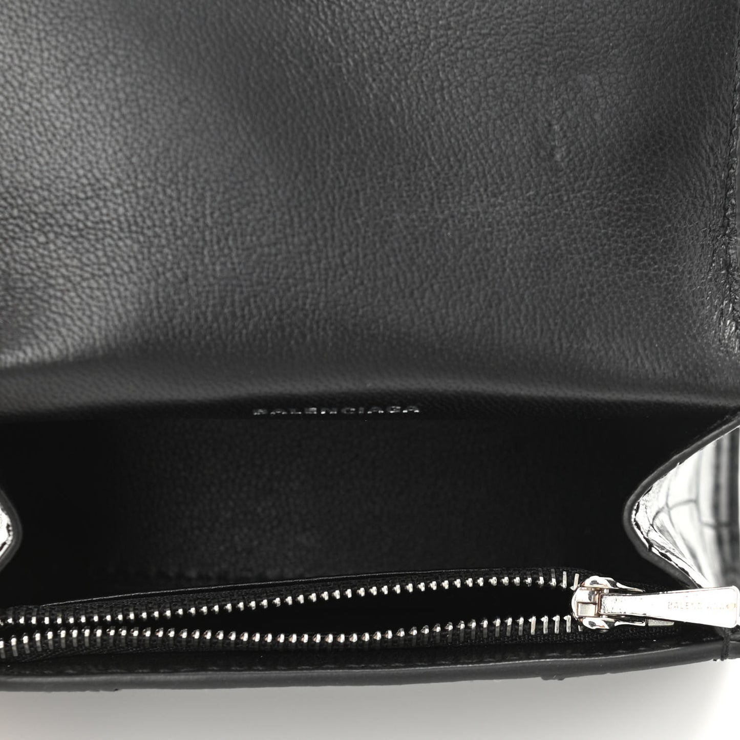 Shiny Calfskin Monochrome Crocodile Embossed Hourglass Chain Cardholder Black