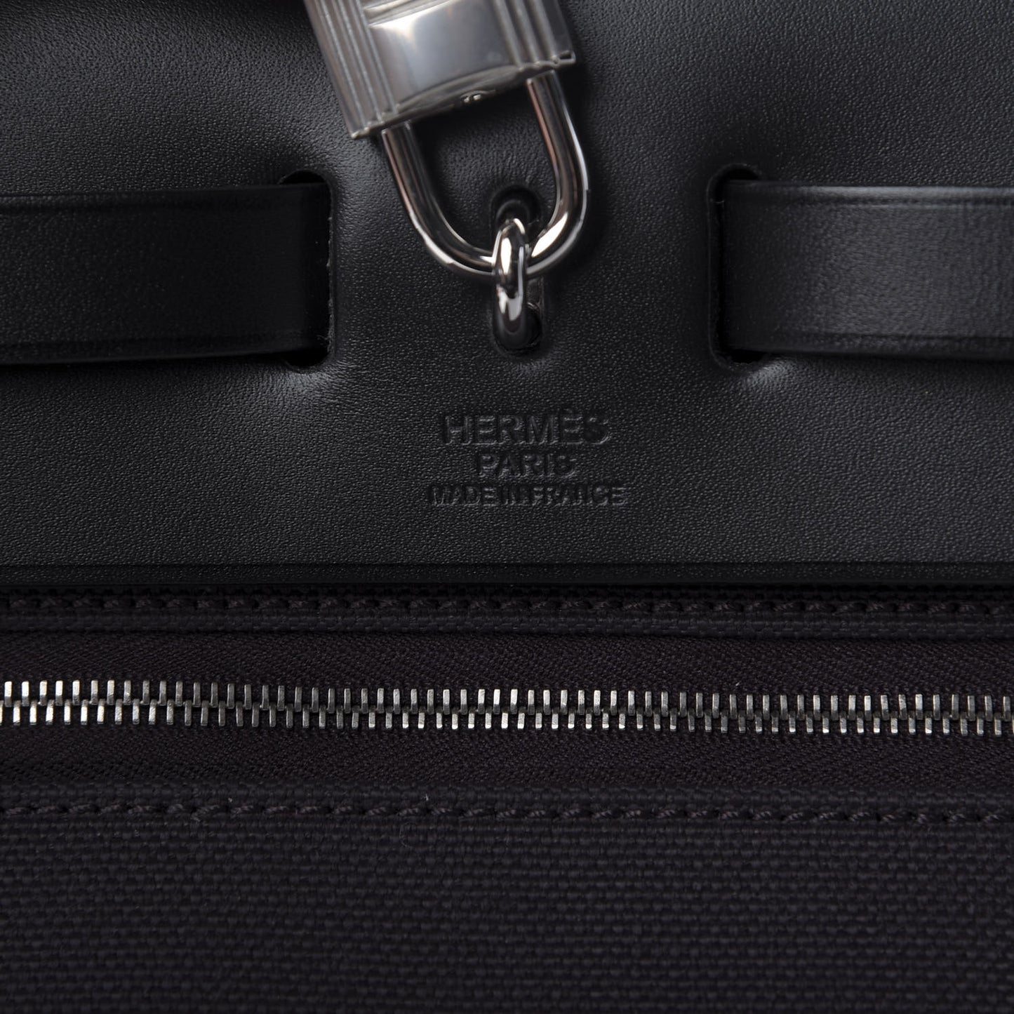 Military Toile Vache Hunter Herbag Zip PM 31 Prune Black