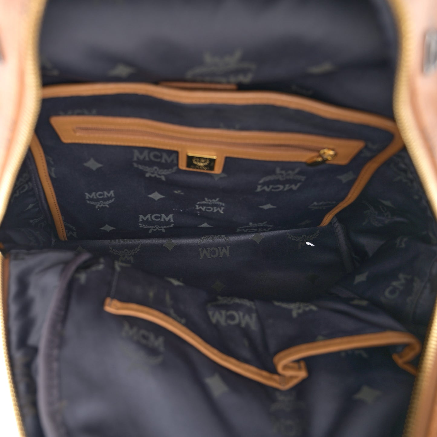 Visetos Studded Medium Stark M Backpack Cognac