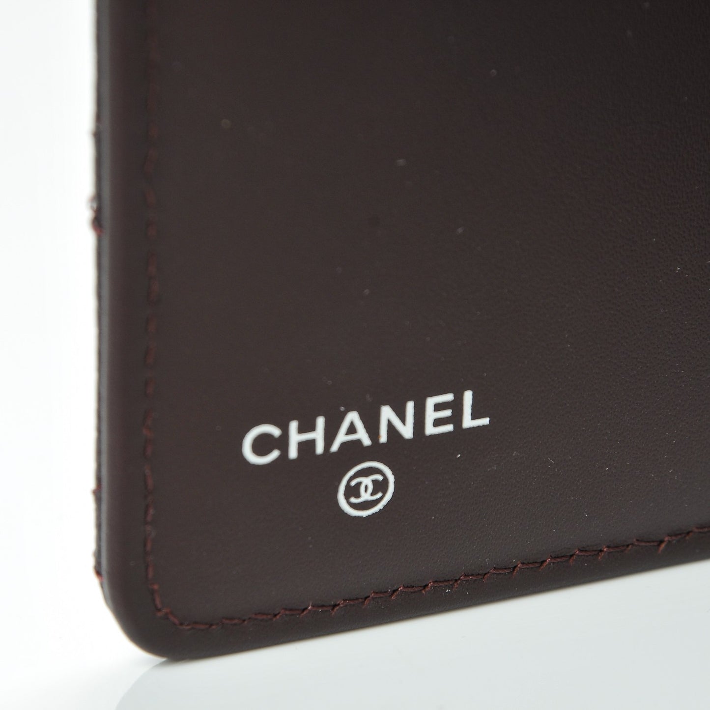 Caviar Quilted Zipped Pocket Wallet Burgundy