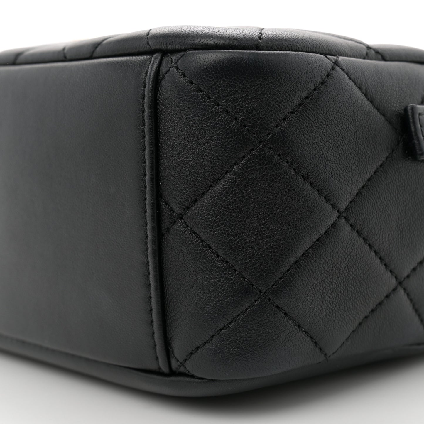 Lambskin Quilted Studded Quilted Vanity Case With Chain Black