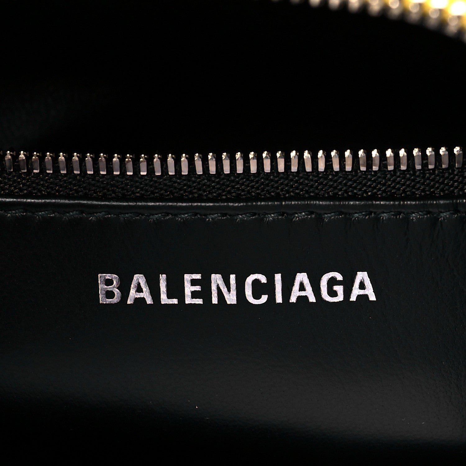 Balenciaga Shiny Day Calfskin Logo S Triangle Duffle Jaune Black 6 of 10