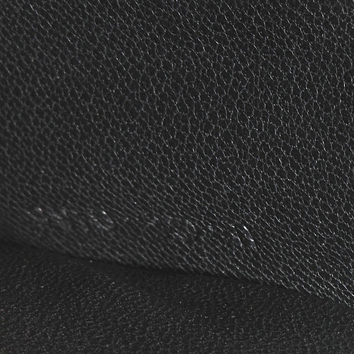 Box Calfskin Medium Classic Box Flap Bag Black