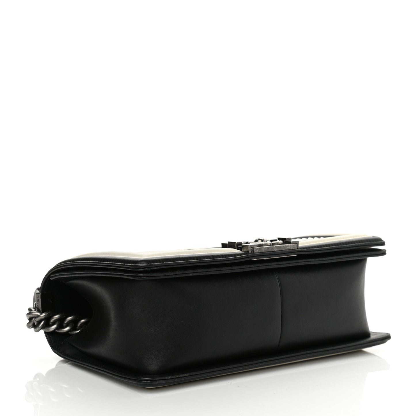 Calfskin Pleated Medium Boy In Rome Flap Black White