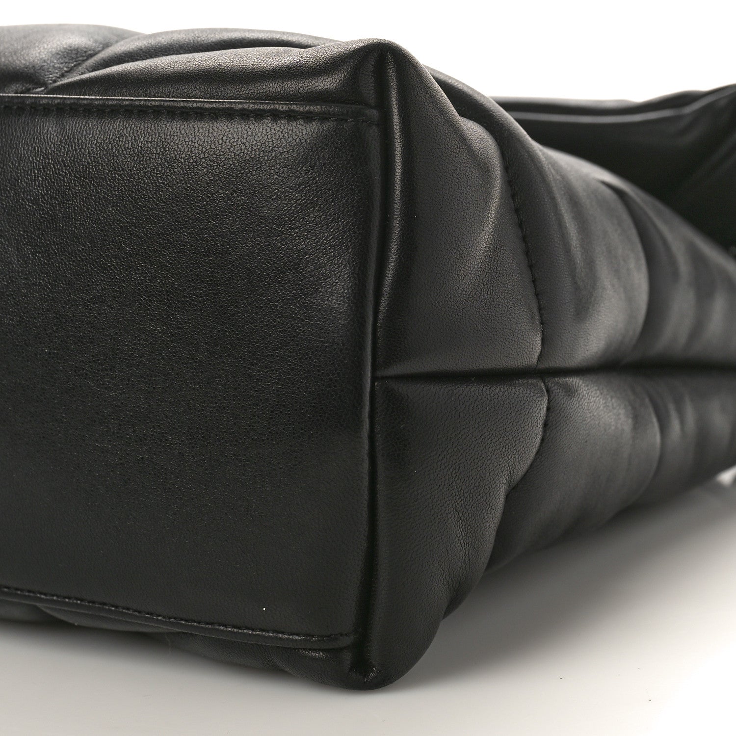 Saint Laurent Lambskin Quilted Monogram Monochrome Medium Loulou Puffer Chain Satchel Black 8 of 8