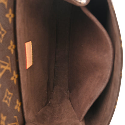 Louis Vuitton Monogram Pochette Metis 6 of 11