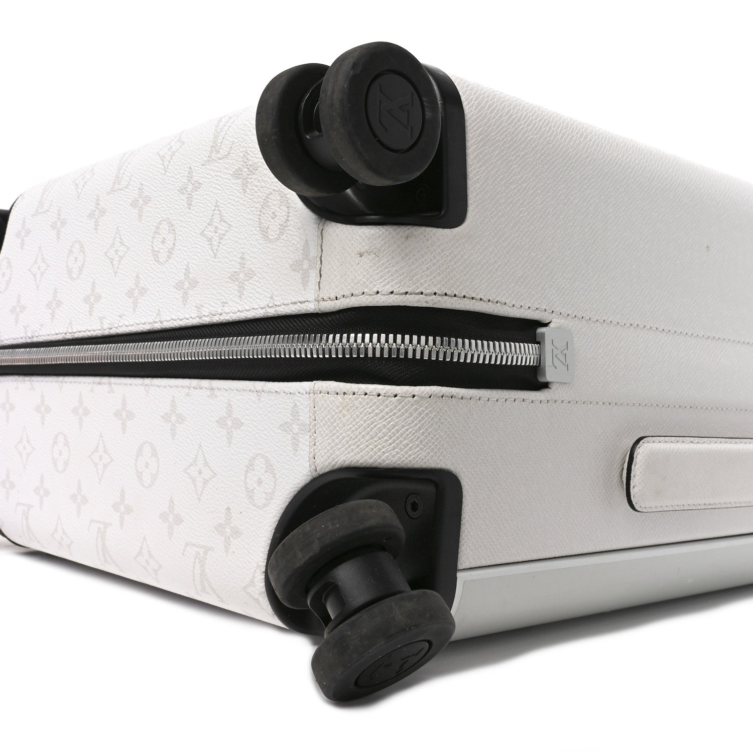 Louis Vuitton Taigarama Horizon 55 Optic White 9 of 9