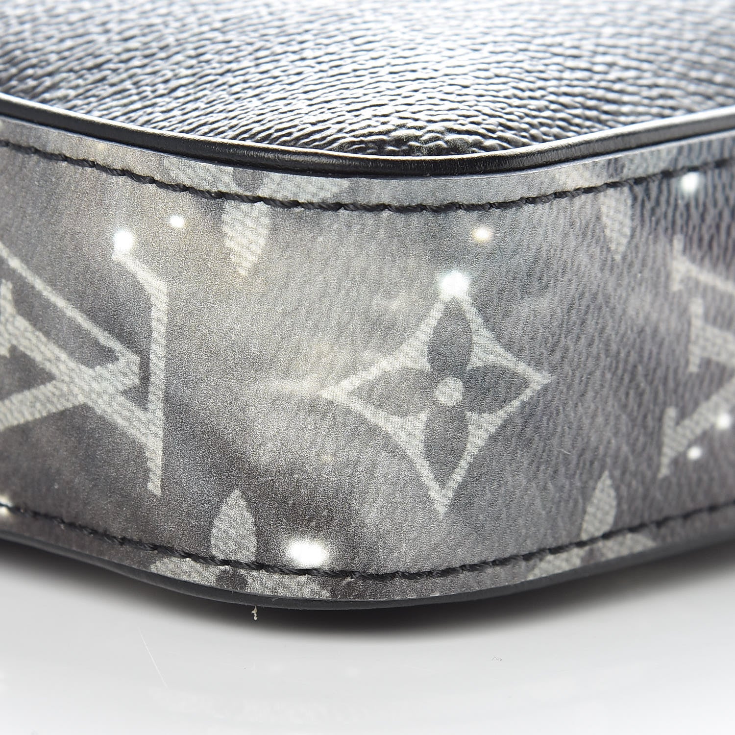Louis Vuitton Monogram Galaxy Alpha Messenger 8 of 9