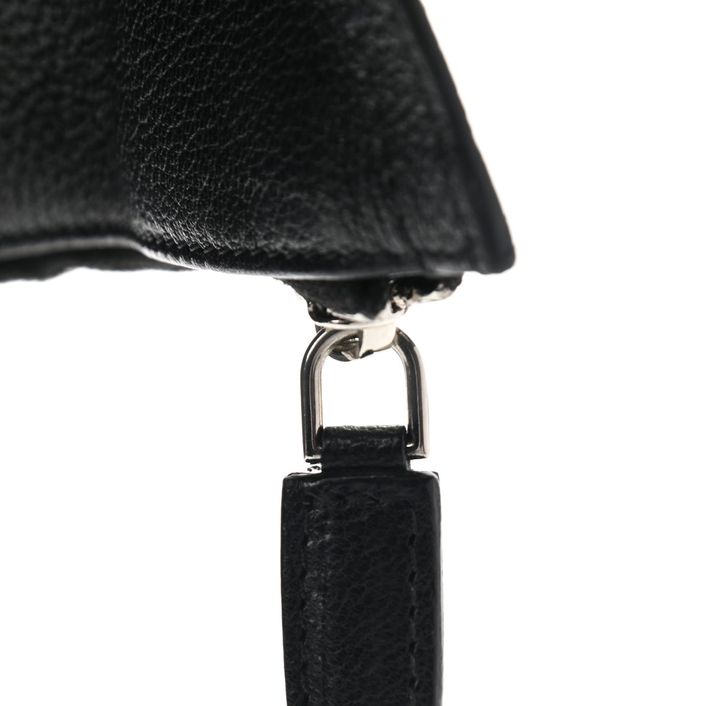 Sugar Goatskin Medium Antigona Pouch Black