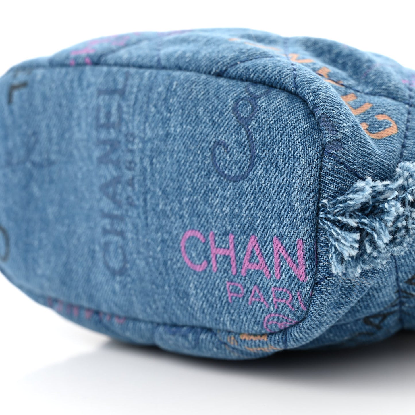Denim Quilted Small Mood Bucket With Chain Blue Multicolor