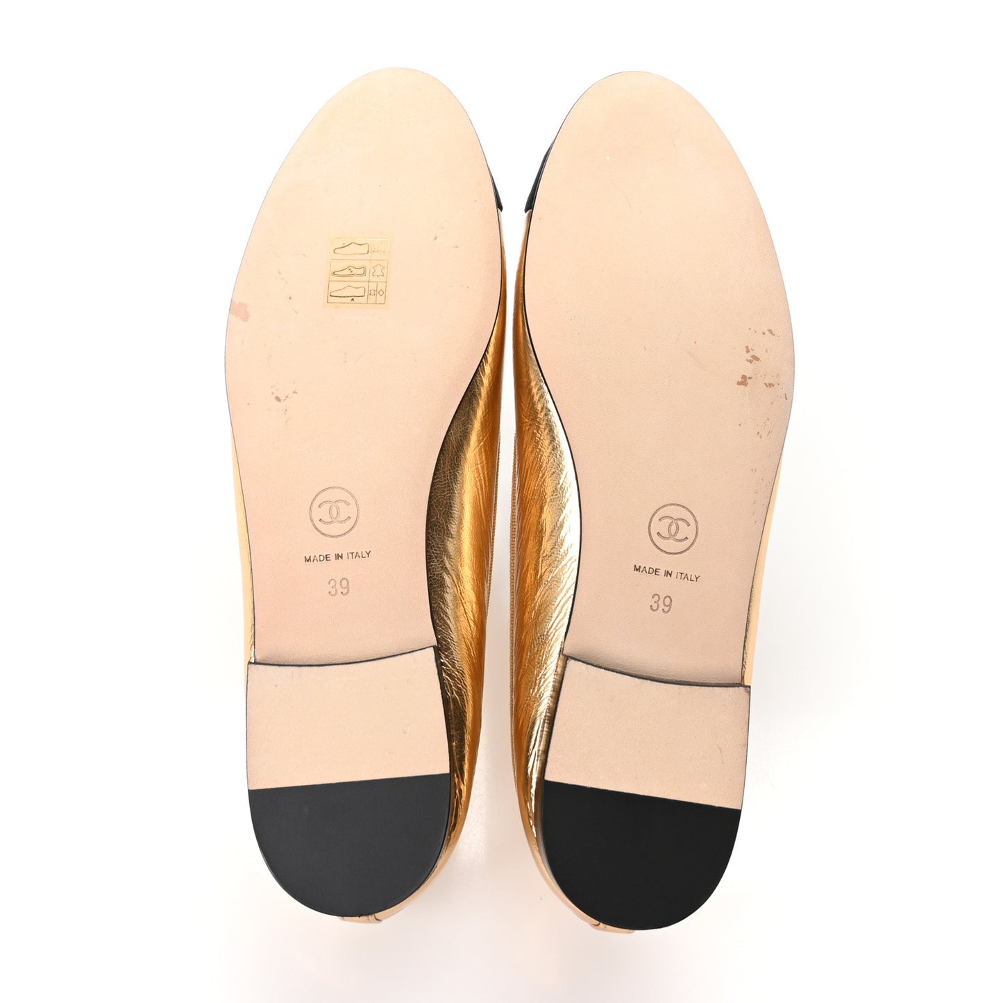 Laminated Crumpled Lambskin Grosgrain Cap Toe CC Ballerina Flats 39 Gold Black
