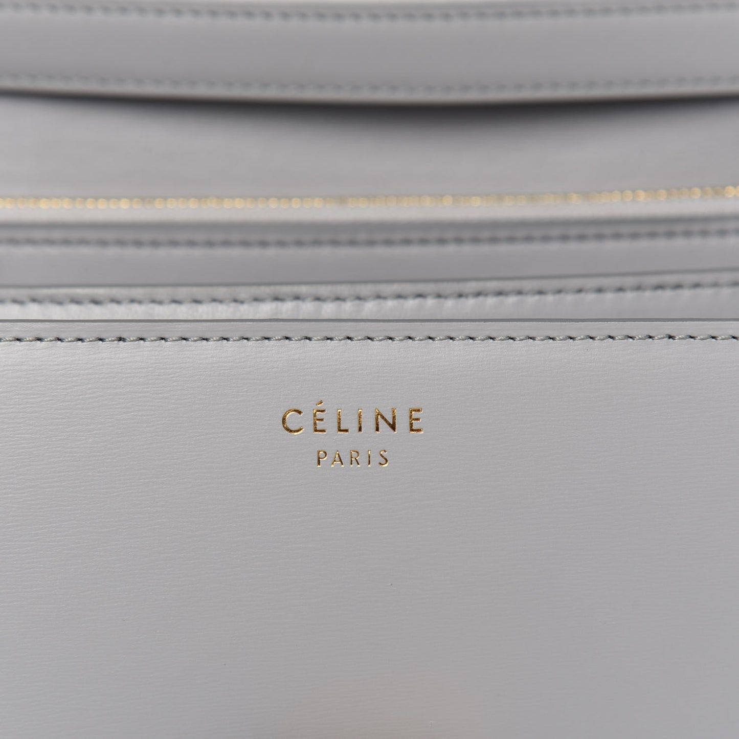 Box Calfskin Medium Classic Box Flap Bag Cloud