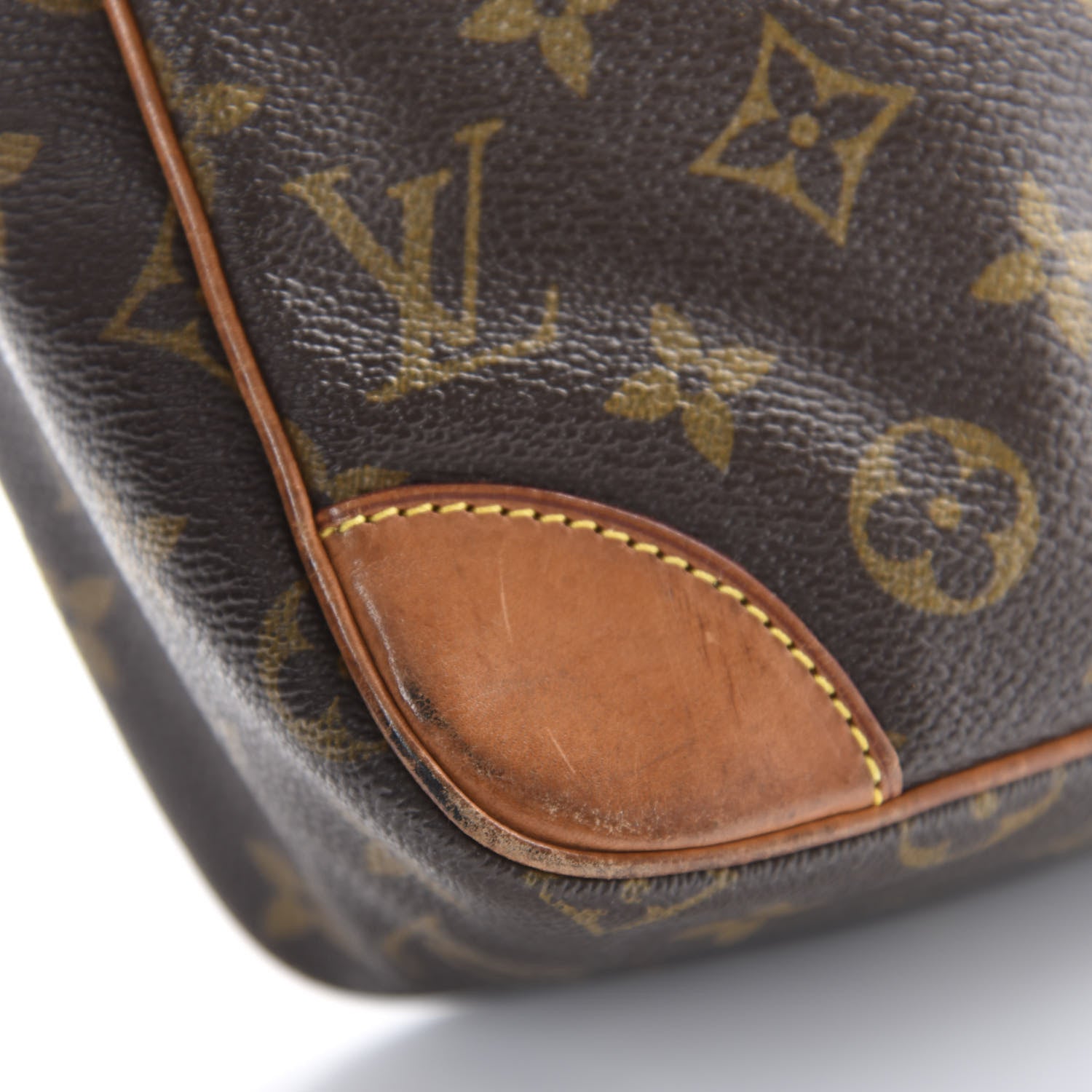 Louis Vuitton Monogram Danube 28 9 of 17
