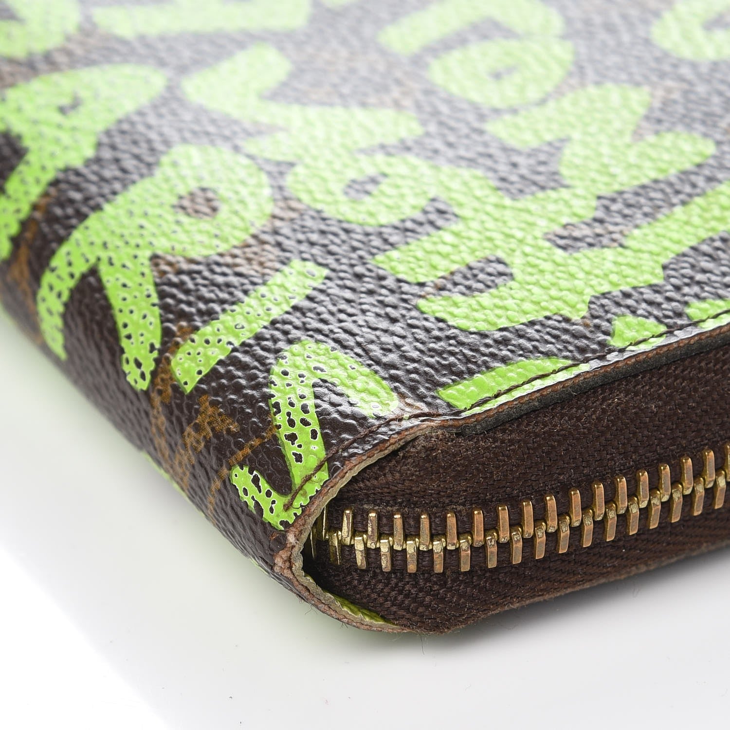 Louis Vuitton Monogram Graffiti Zippy Wallet Green 11 of 15