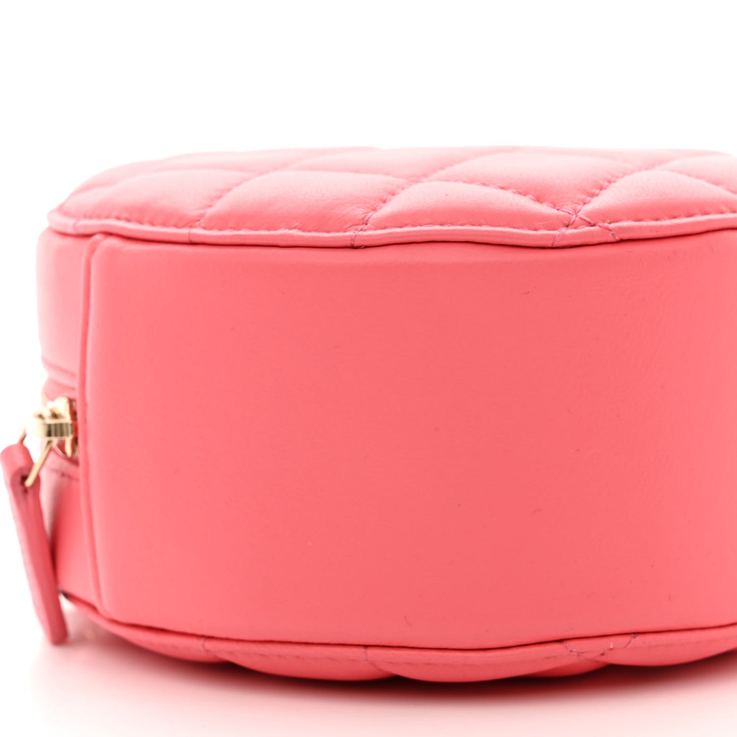 Lambskin Quilted Round Pearl Crush Clutch With Chain Pink