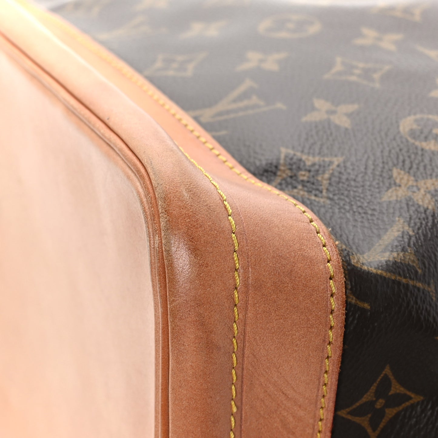 Monogram Noe